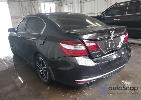 2017 Honda Accord Sport z USA, uszkodzony, nr VIN 1HGCR2F55HA131997